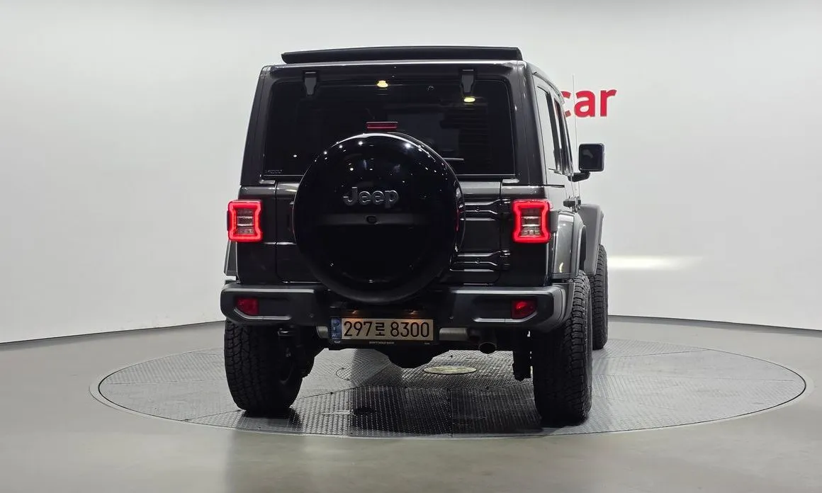 Jeep Wrangler — фото 2