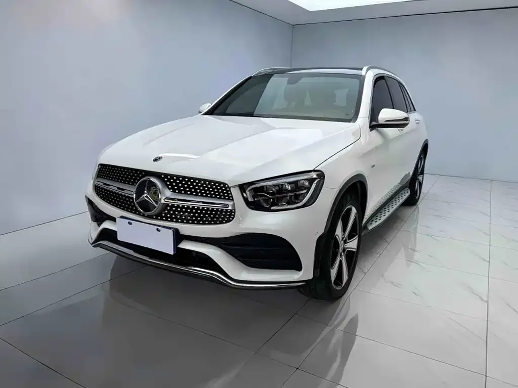 Mercedes-Benz GLC — фото 1