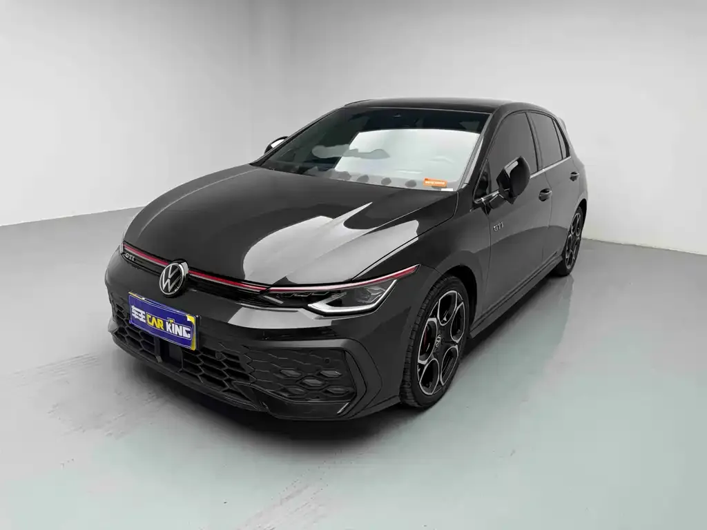 Volkswagen Golf GTI — фото 1