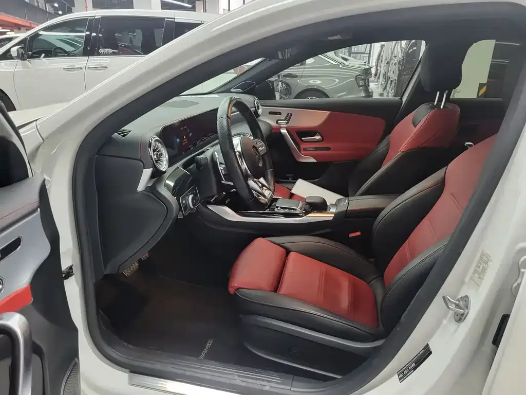 Mercedes-Benz A-Class AMG — фото 2
