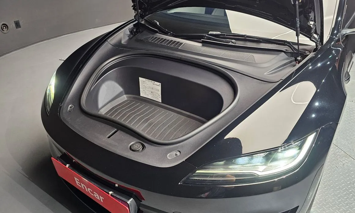 Tesla Model 3 — фото 10
