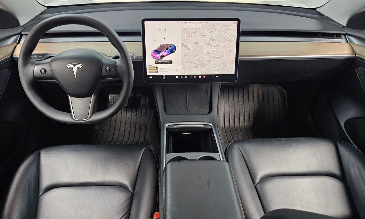 Tesla Model 3 — фото 10