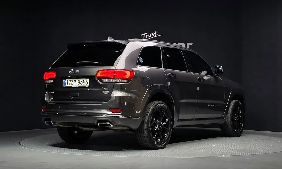 Jeep Cherokee — фото 3