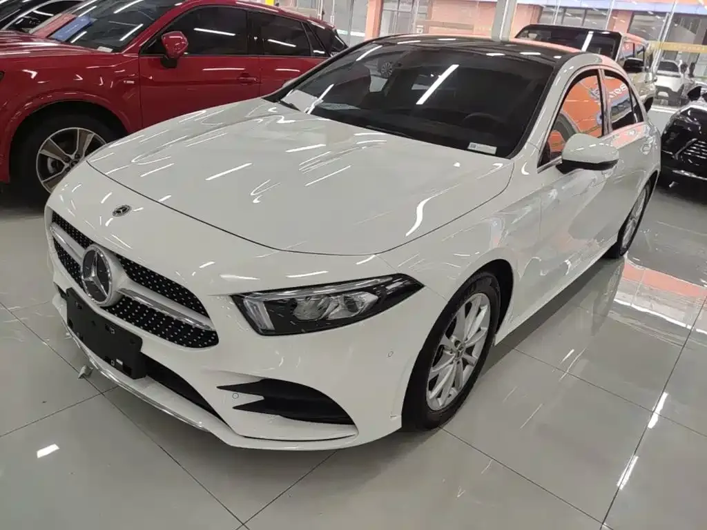 Mercedes-Benz A-Class — фото 1