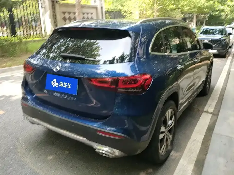 Mercedes-Benz GLA — фото 7