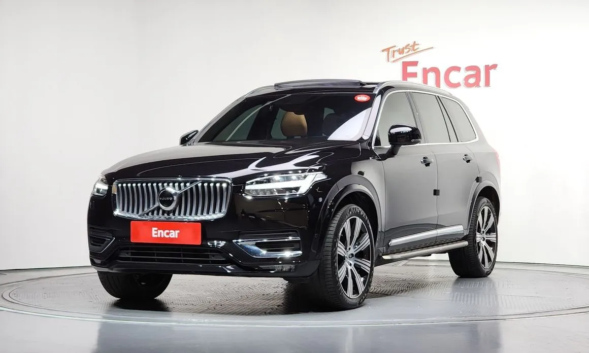 Volvo XC90 — фото 1