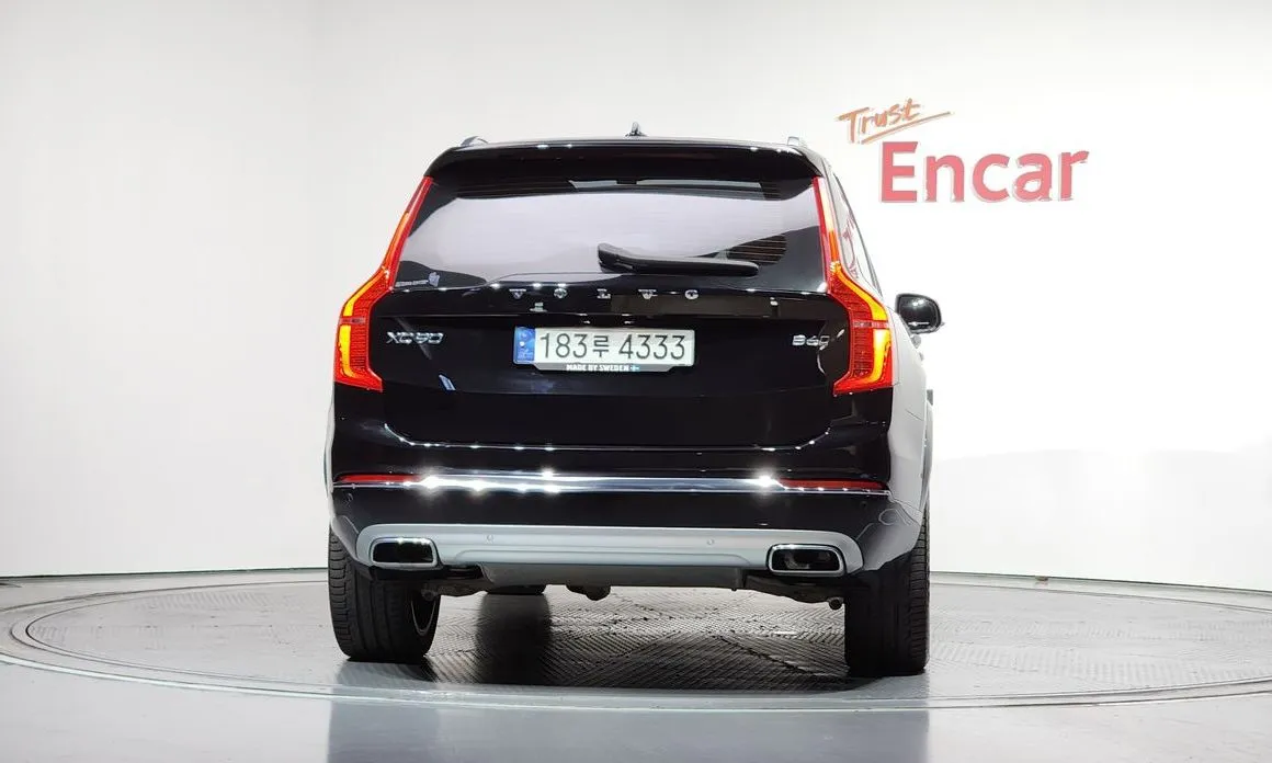 Volvo XC90 — фото 3