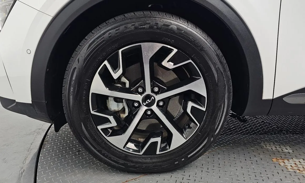 Kia Sportage — фото 9