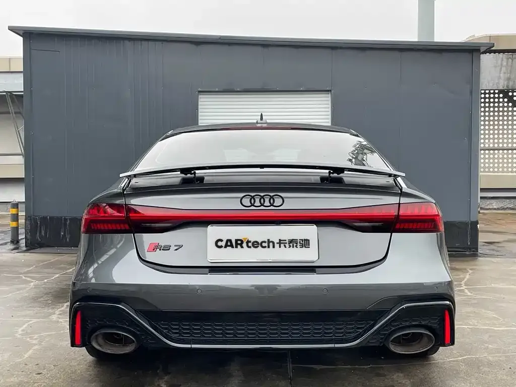 Audi RS 7 — фото 5