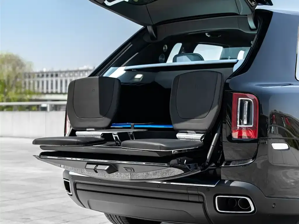 Rolls-Royce Cullinan — фото 2