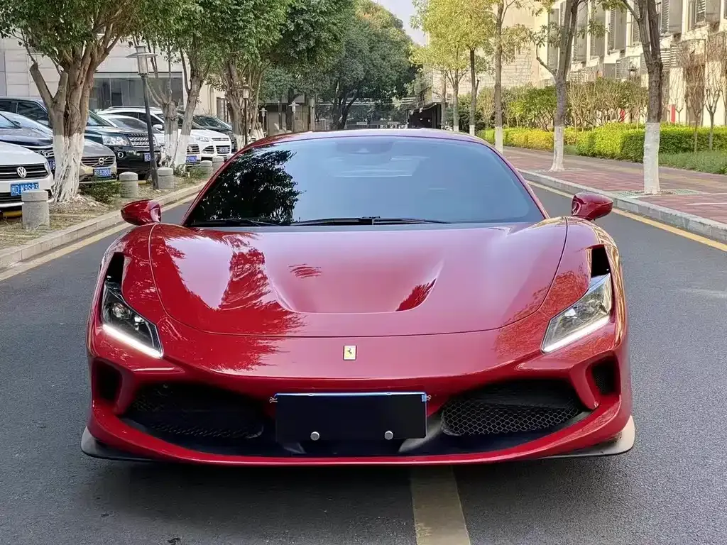 Ferrari F8 — фото 5