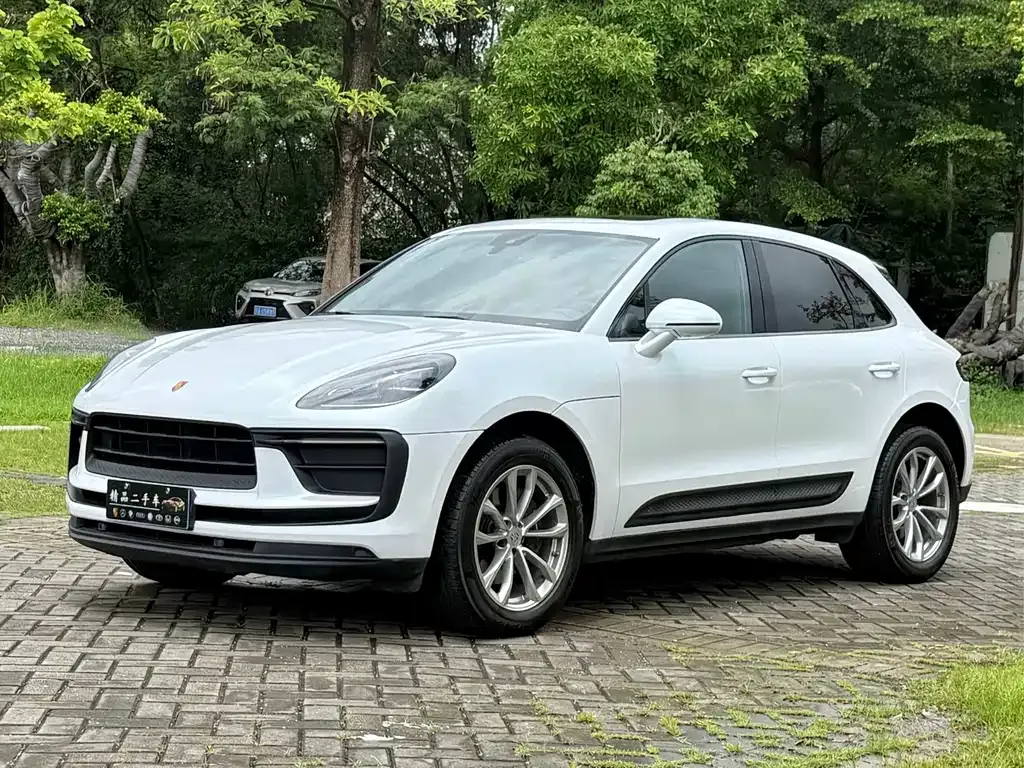 Porsche Macan — фото 1