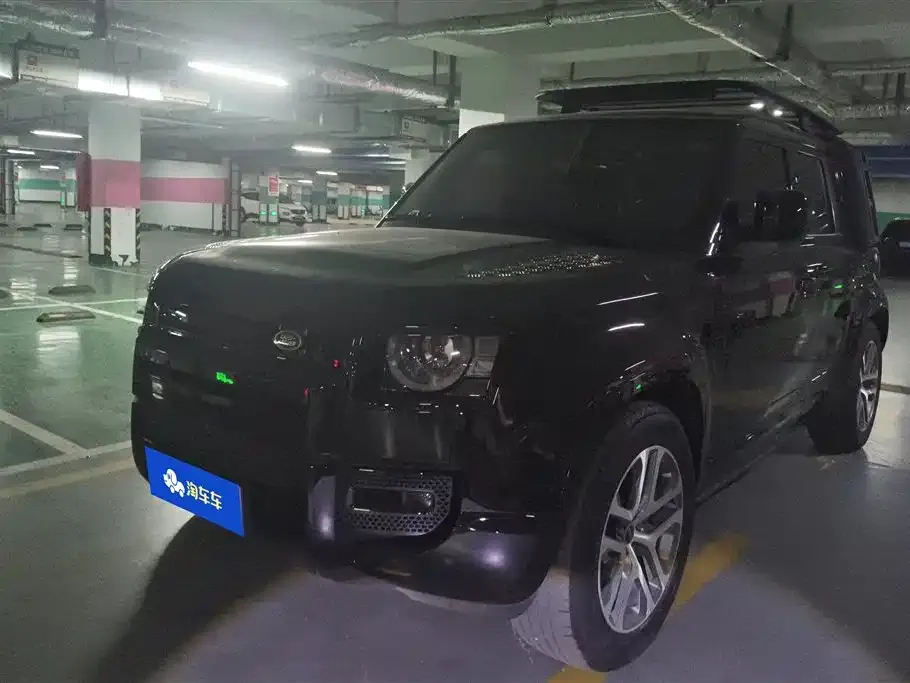 Land Rover Defender — фото 1