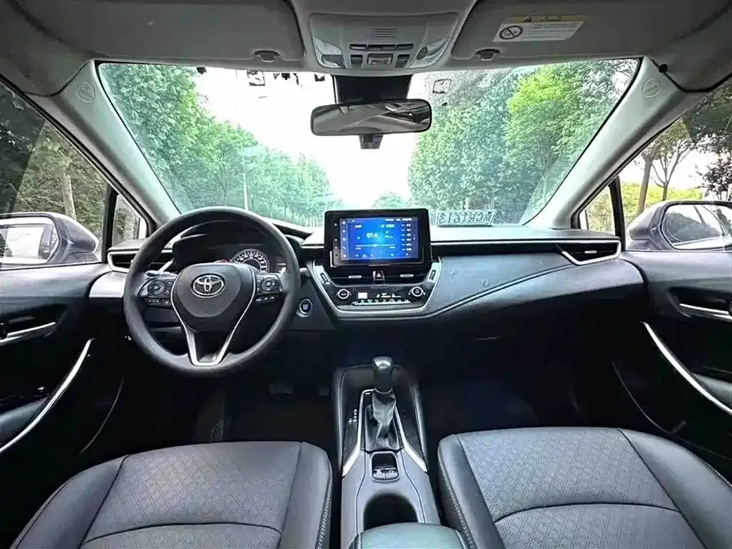 Toyota Allion — фото 5