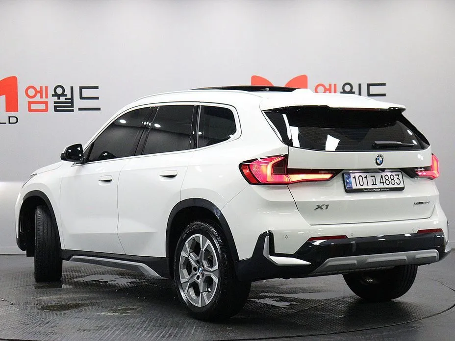 BMW X1 — фото 5