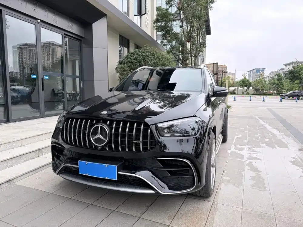 Mercedes-Benz GLE AMG — фото 1