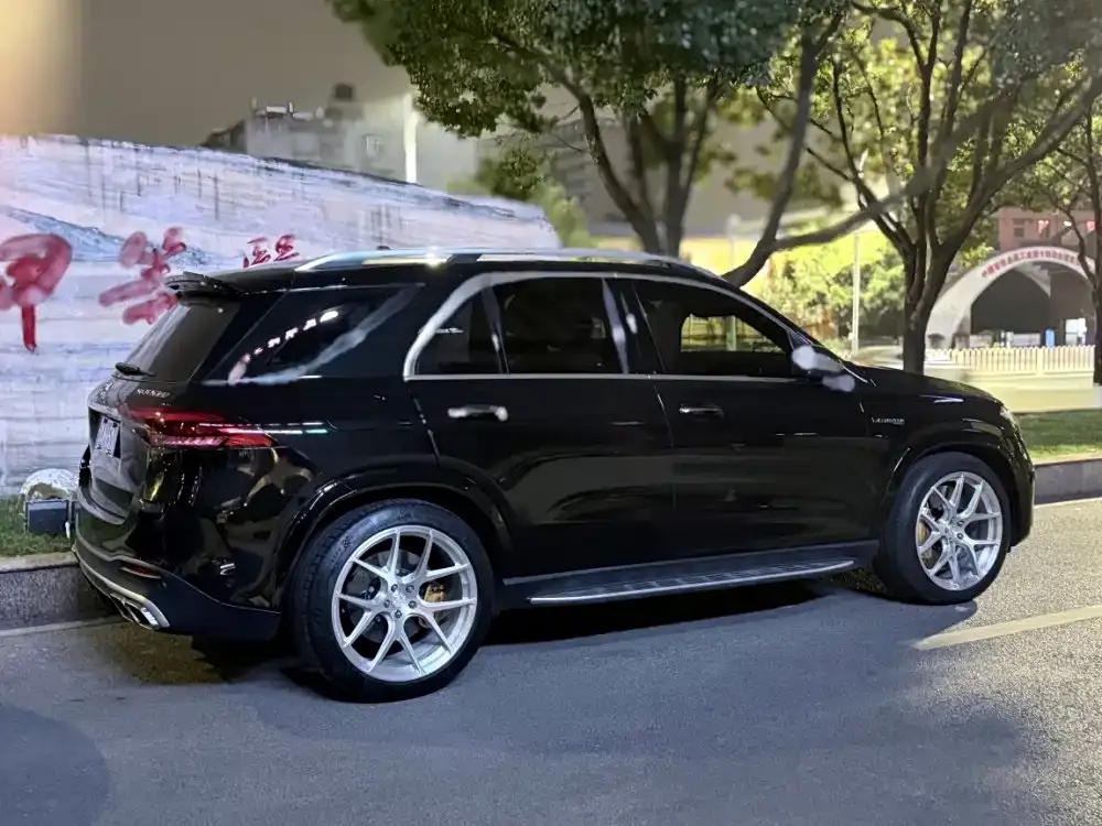 Mercedes-Benz GLE AMG — фото 7