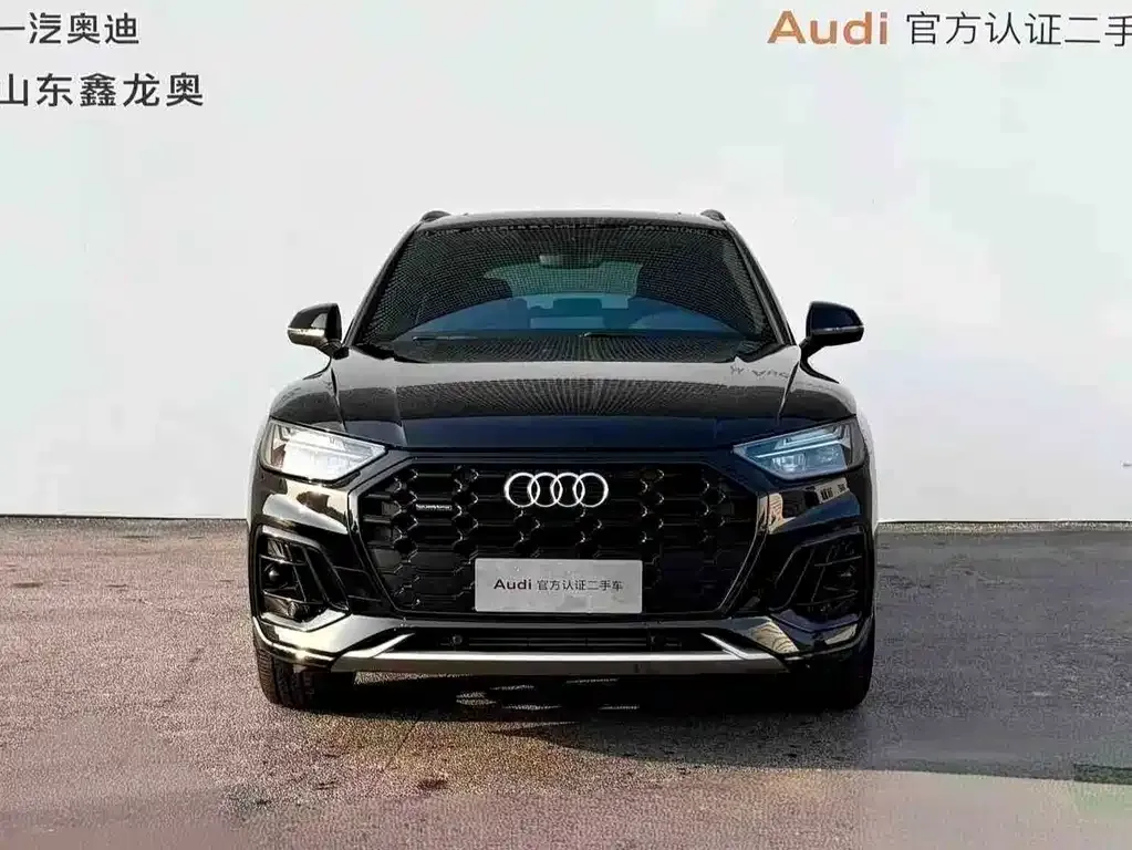 Audi Q5L — фото 8