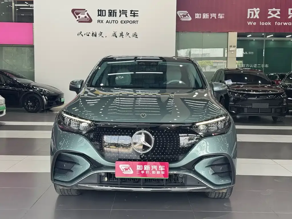 Mercedes-Benz EQE SUV — фото 3