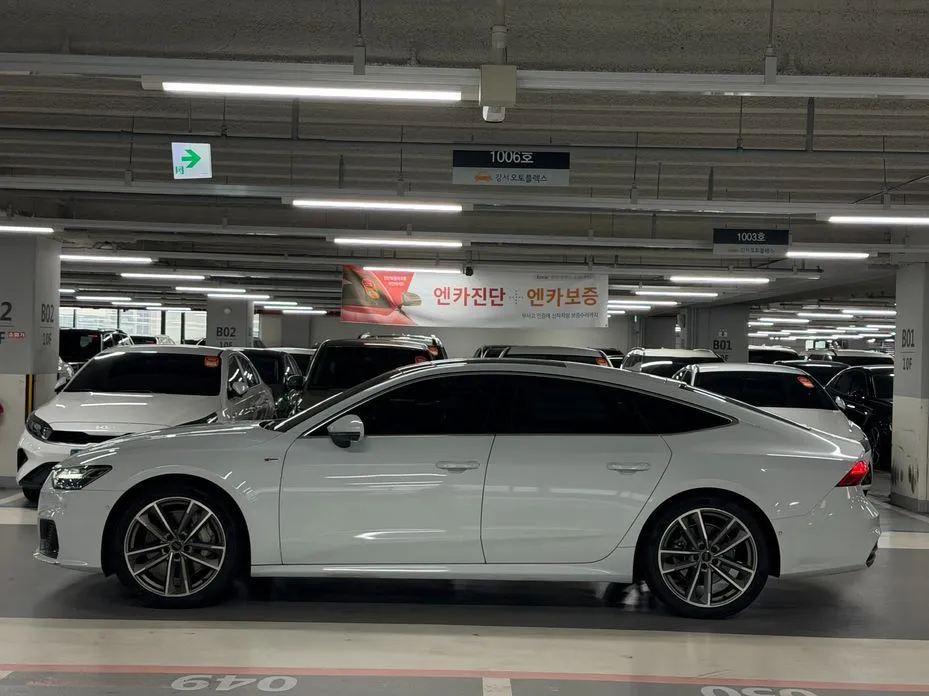 Audi A7 — фото 9