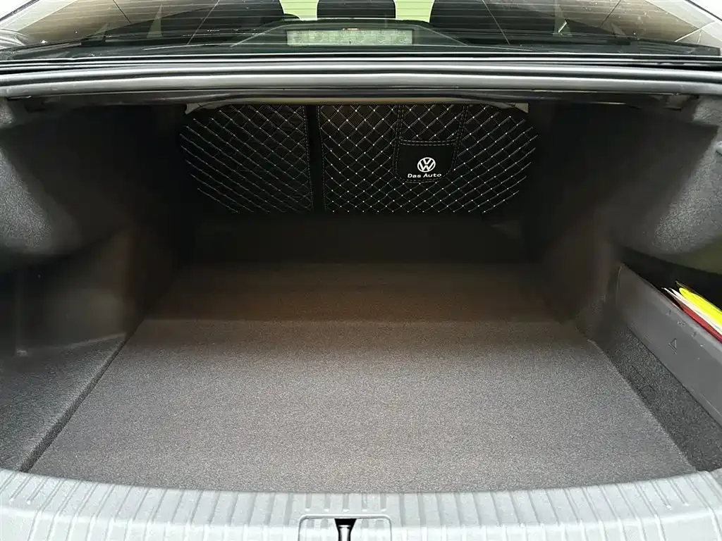 Volkswagen Passat — фото 7