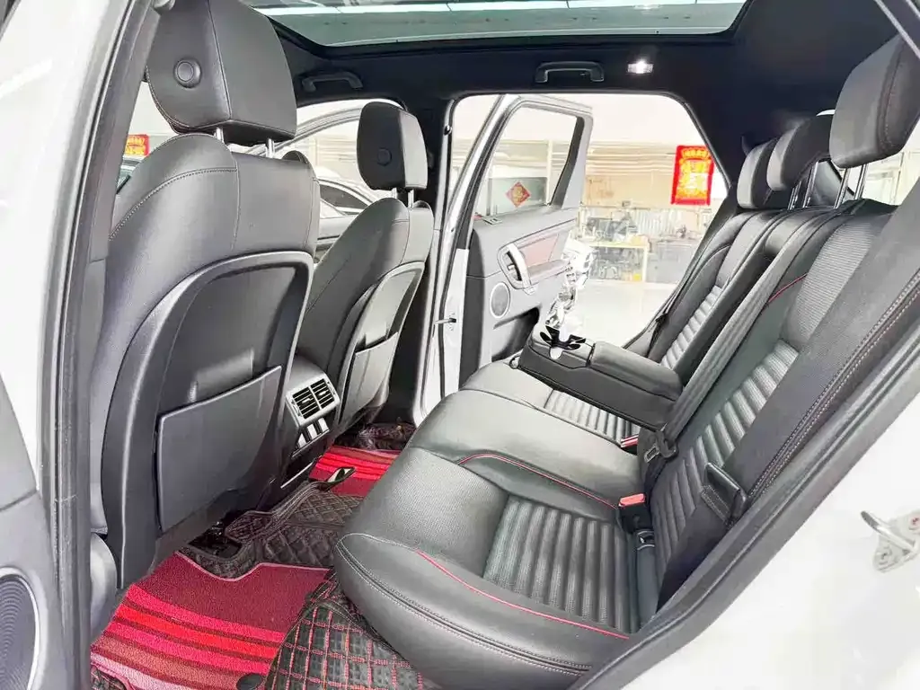 Land Rover Discovery Sport — фото 7