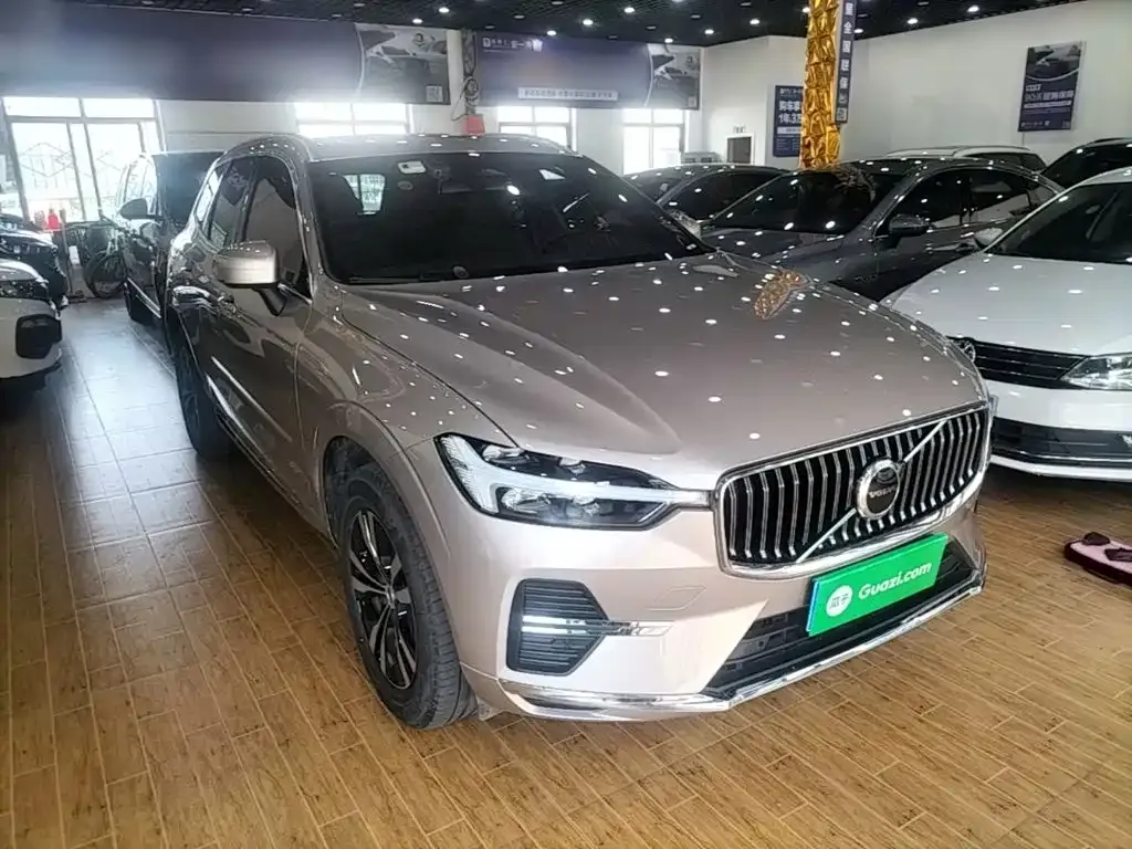 Volvo XC60 — фото 3