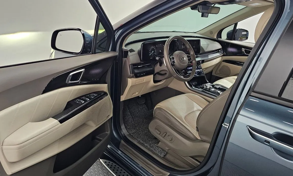 Kia Carnival — фото 10