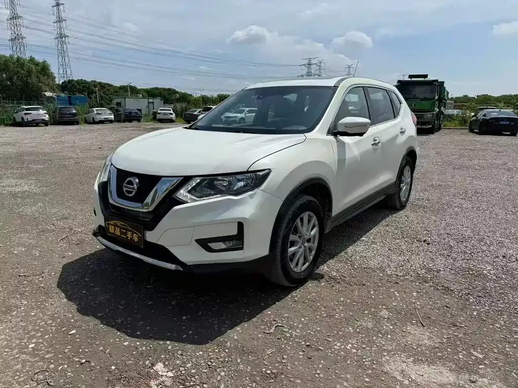 Nissan X-Trail — фото 10