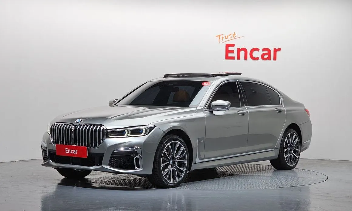 BMW 7-Series — фото 1