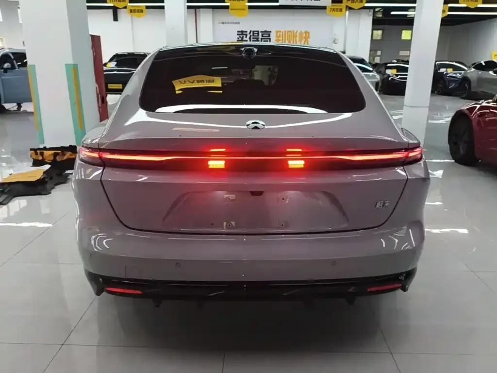 NIO ET5 — фото 8