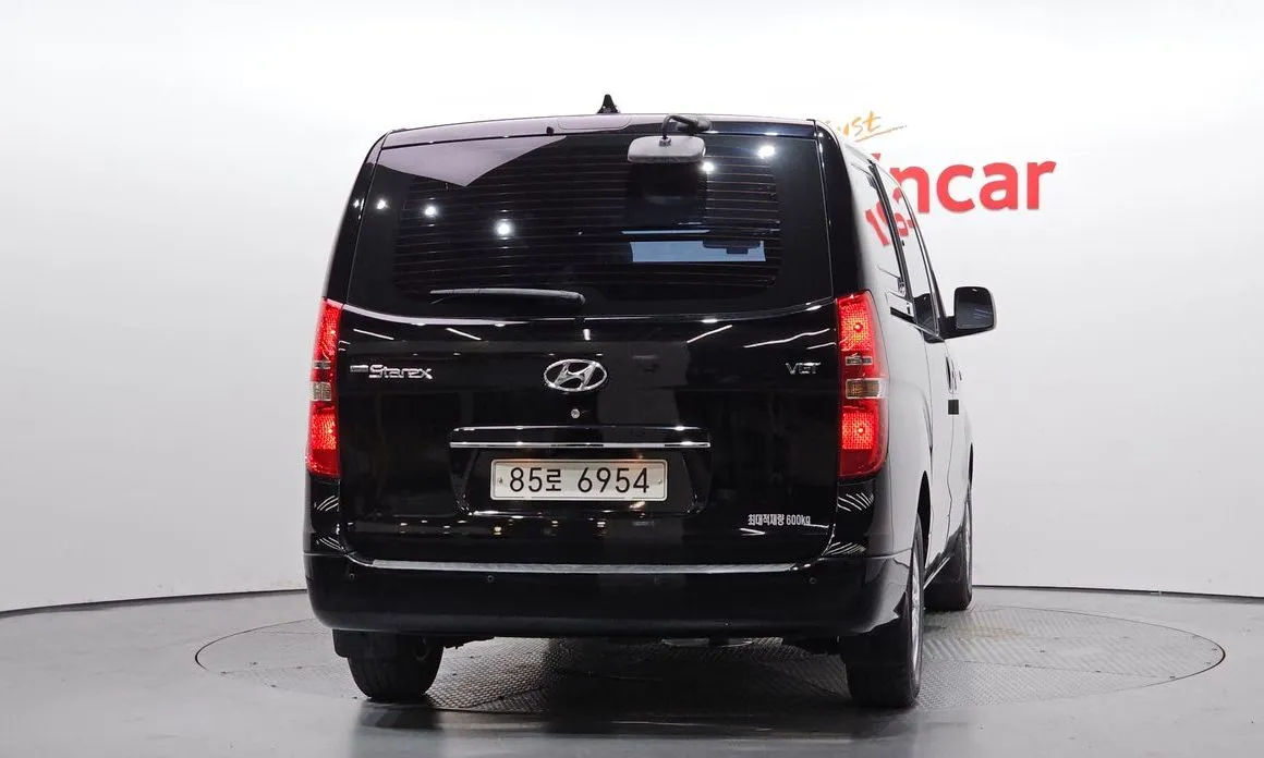 Hyundai Starex — фото 2