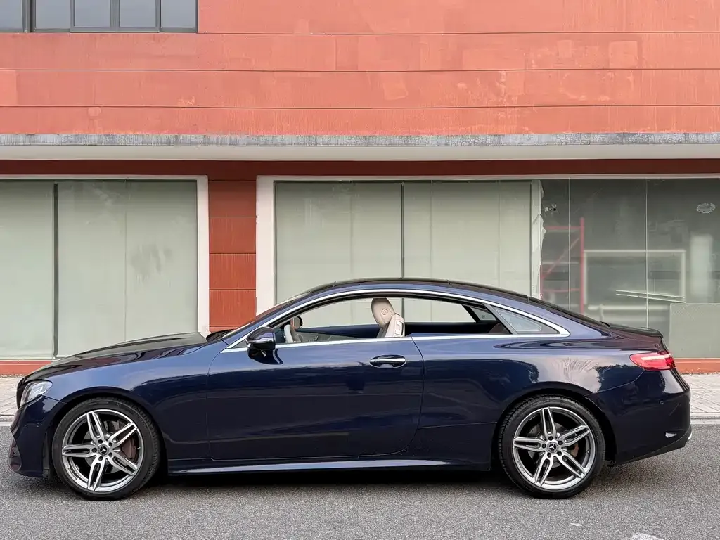 Mercedes-Benz E-Class (Import) — фото 3