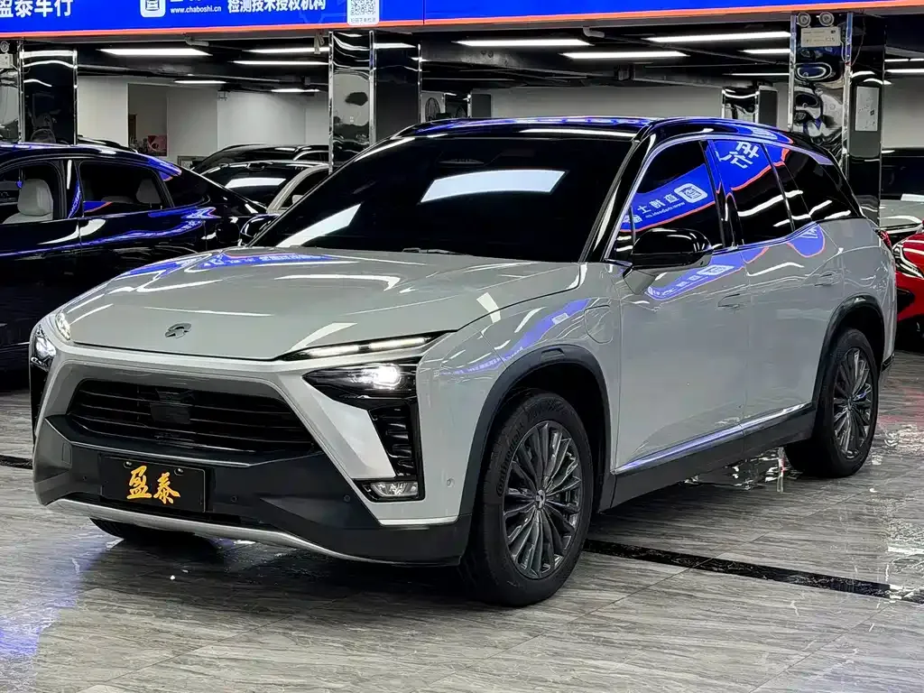 NIO ES8 — фото 1