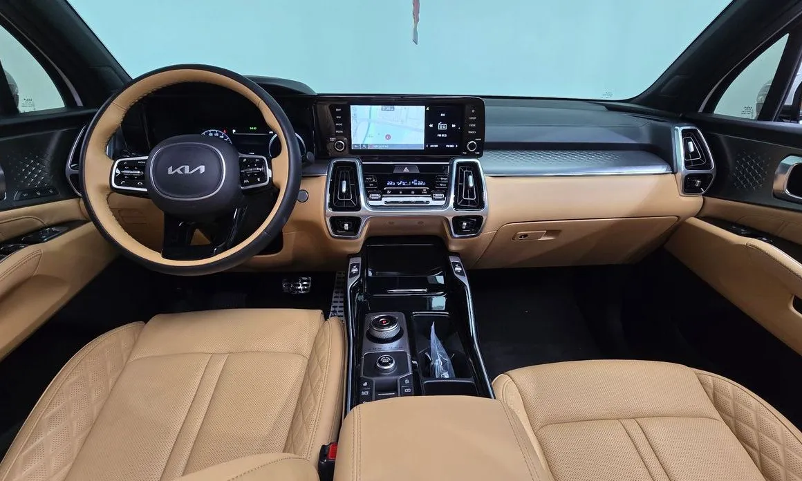 Kia Sorento — фото 8