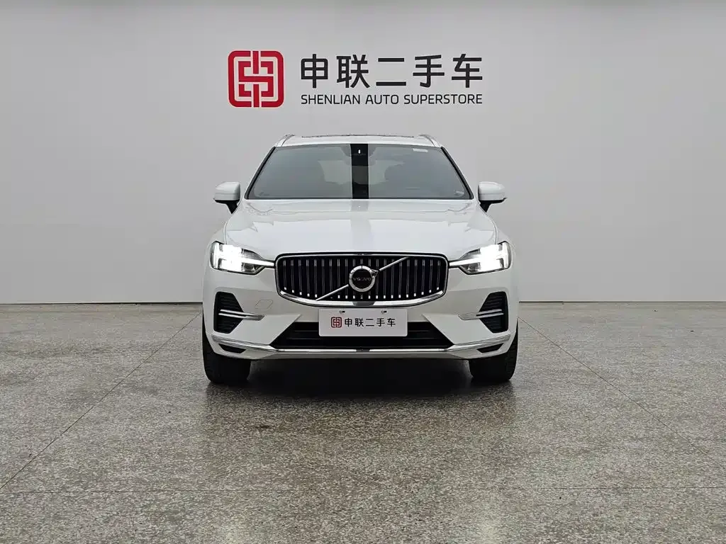 Volvo XC60 — фото 4