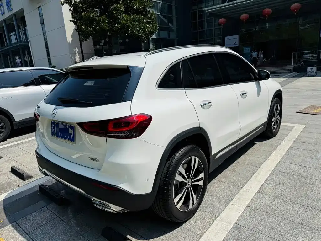 Mercedes-Benz GLA — фото 5