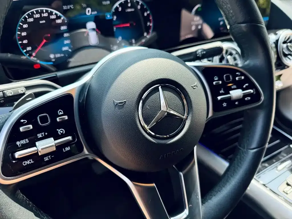 Mercedes-Benz GLA — фото 4