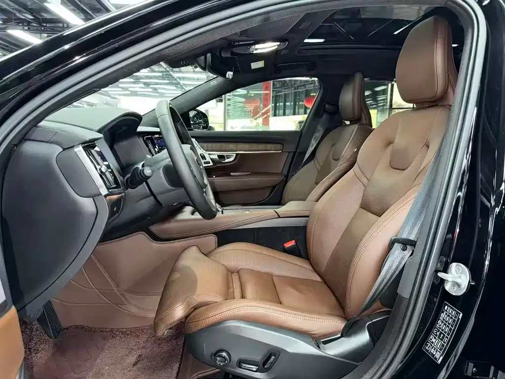 Volvo S90 — фото 2