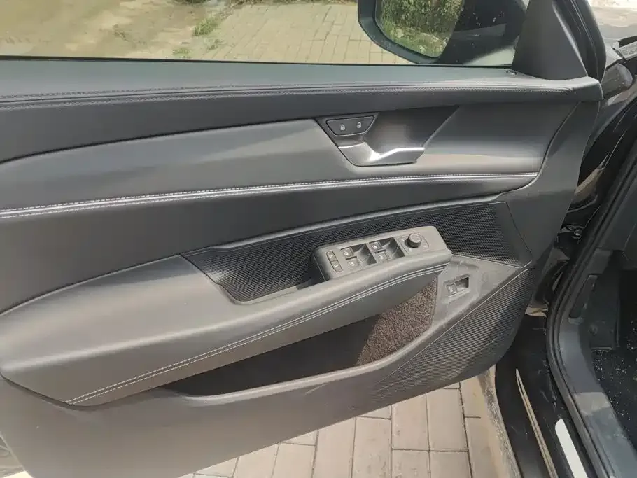 Volkswagen Passat — фото 2