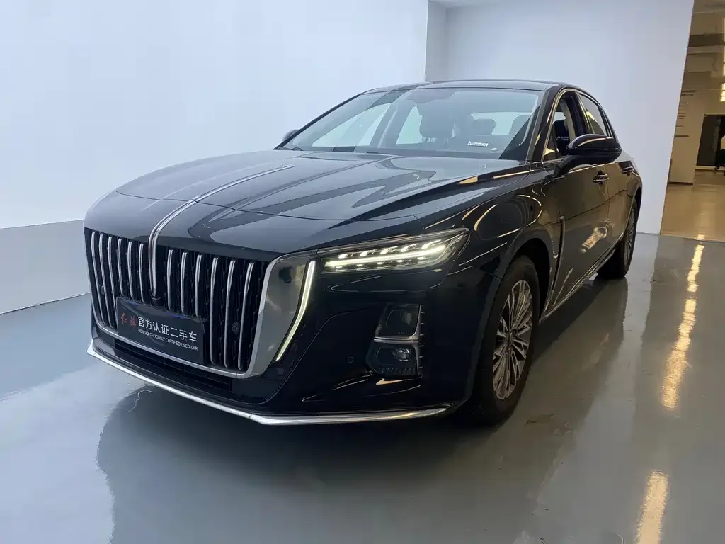 Hongqi H5 — фото 1