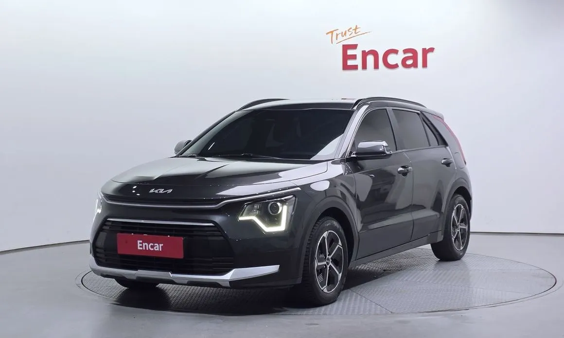 Kia Niro — фото 1