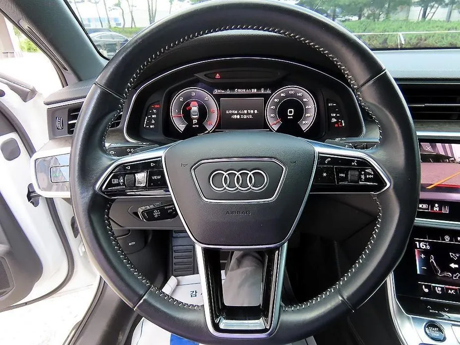Audi A6 — фото 6