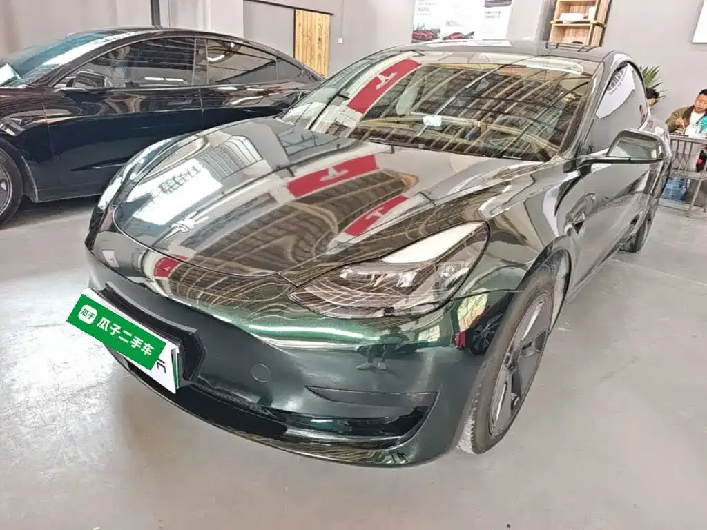 Tesla Model 3 — фото 5