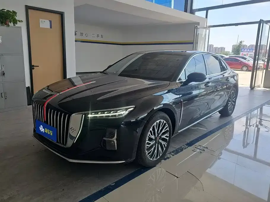 Hongqi H5 — фото 1