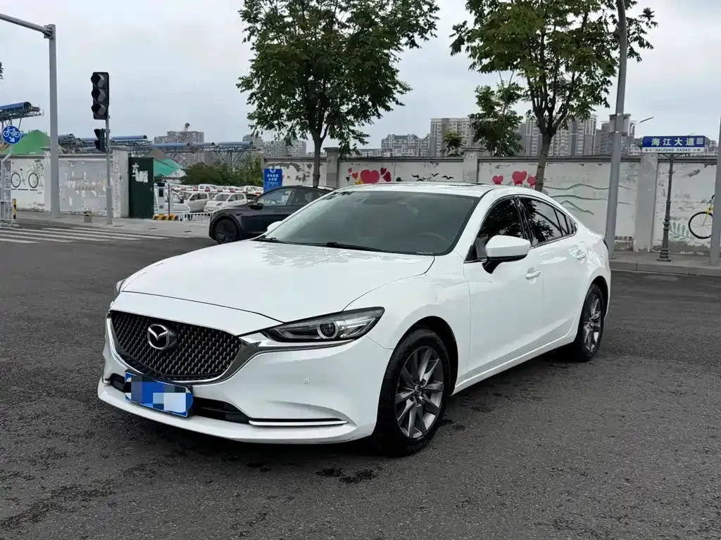 Mazda Atenza — фото 1