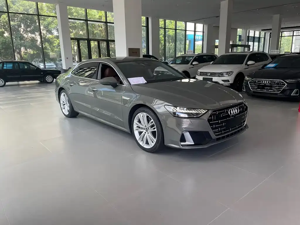 Audi A7L — фото 10