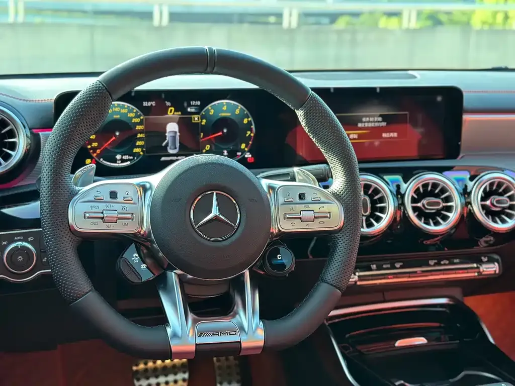 Mercedes-Benz A-Class AMG — фото 7