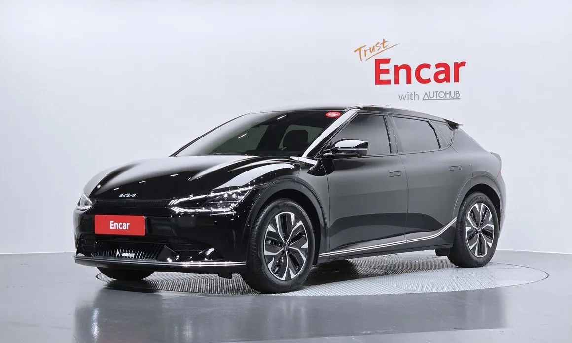 Kia EV6 — фото 1