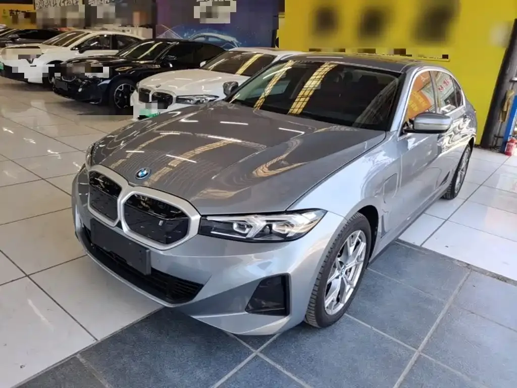 BMW i3 — фото 1